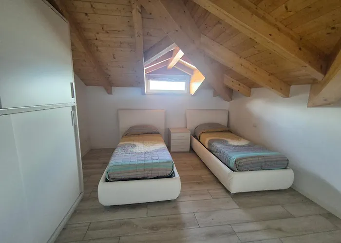 Lavinia - Μενάτζιο